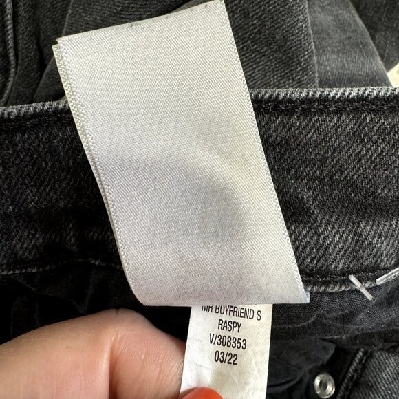 Old Navy Women's Boyfriend Jeans - Black - Picture 10 of 11